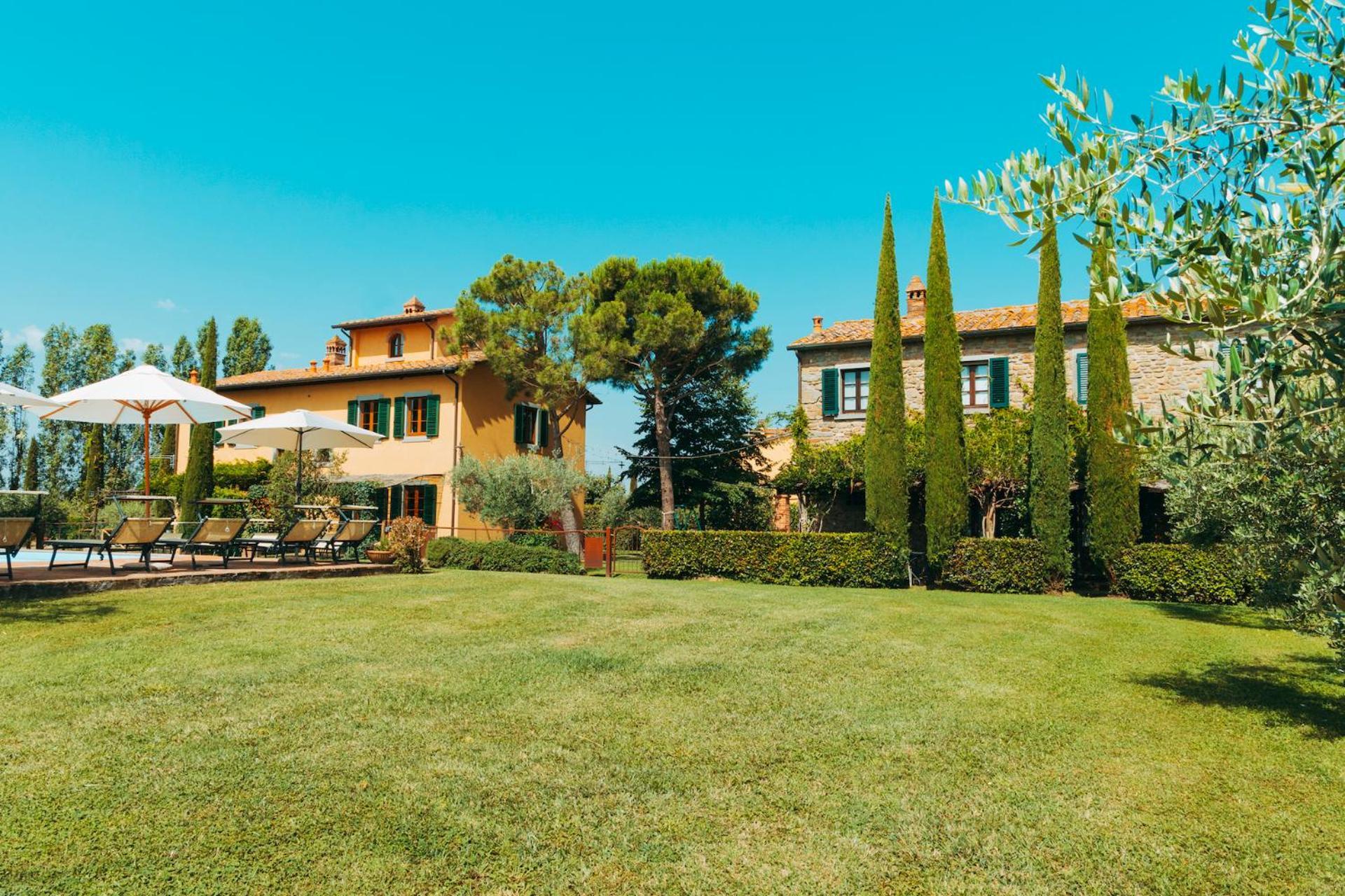 Agriturismo Il Borgo Cortona Exterior photo
