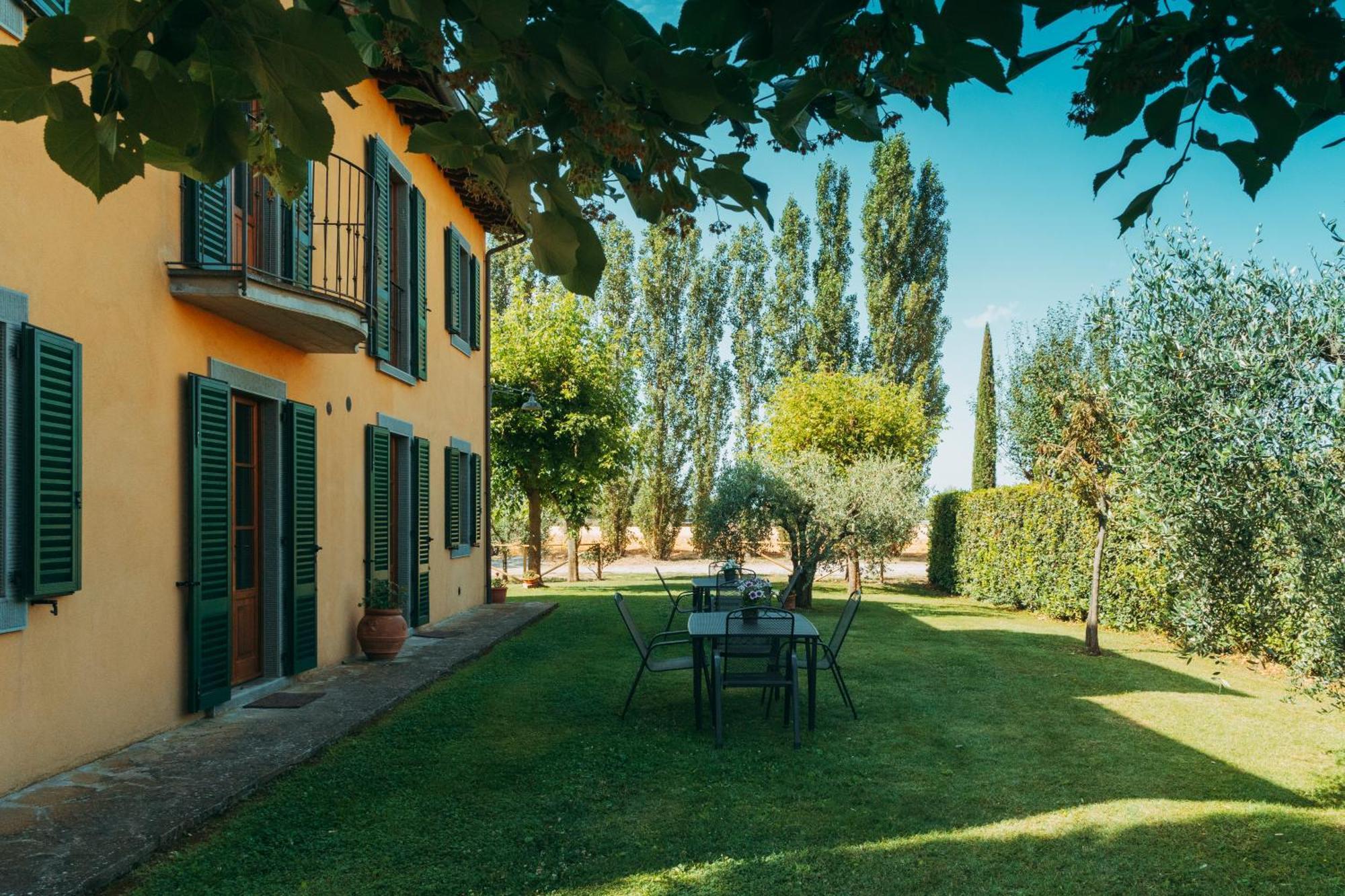Agriturismo Il Borgo Cortona Exterior photo